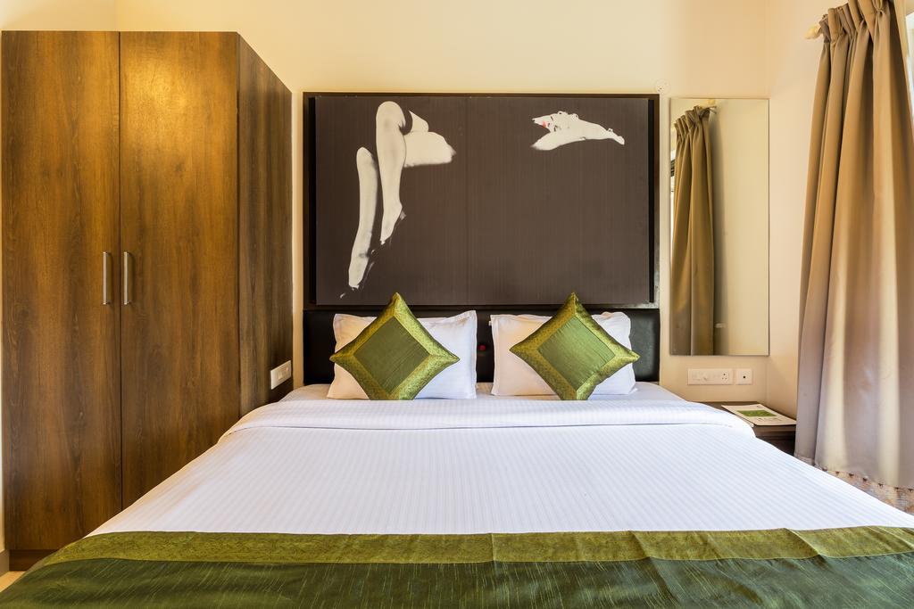 Treebo Trend Zeebo Suites Arpora Ngoại thất bức ảnh