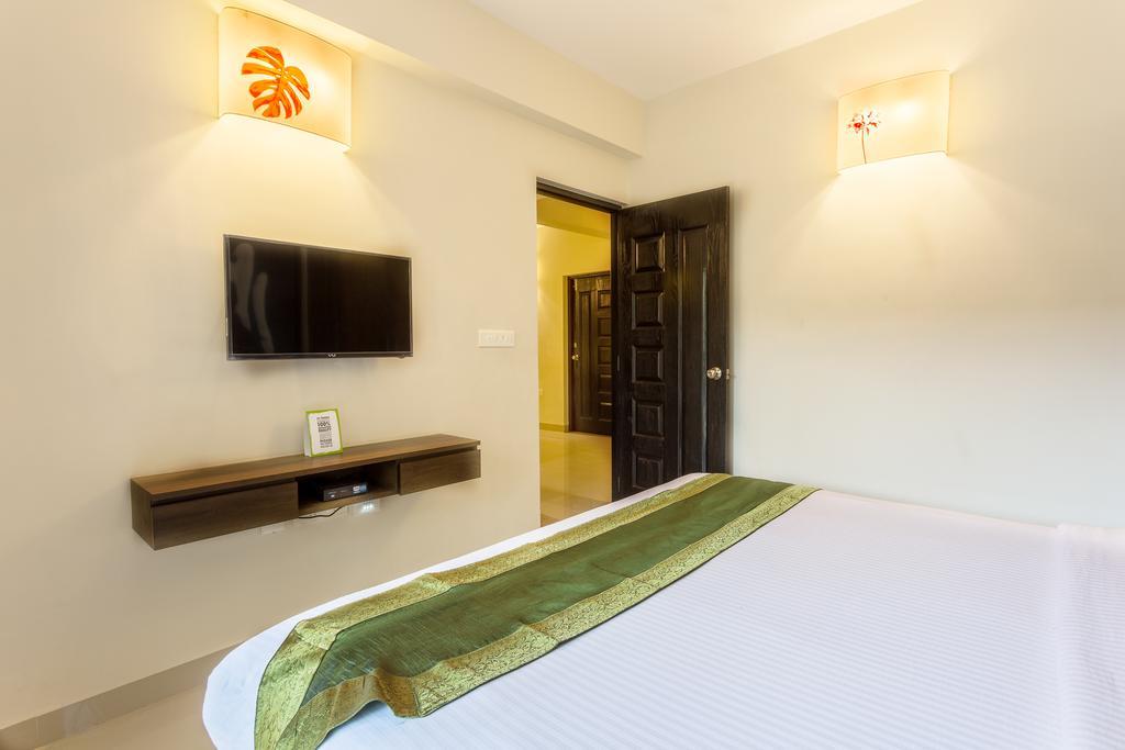 Treebo Trend Zeebo Suites Arpora Ngoại thất bức ảnh