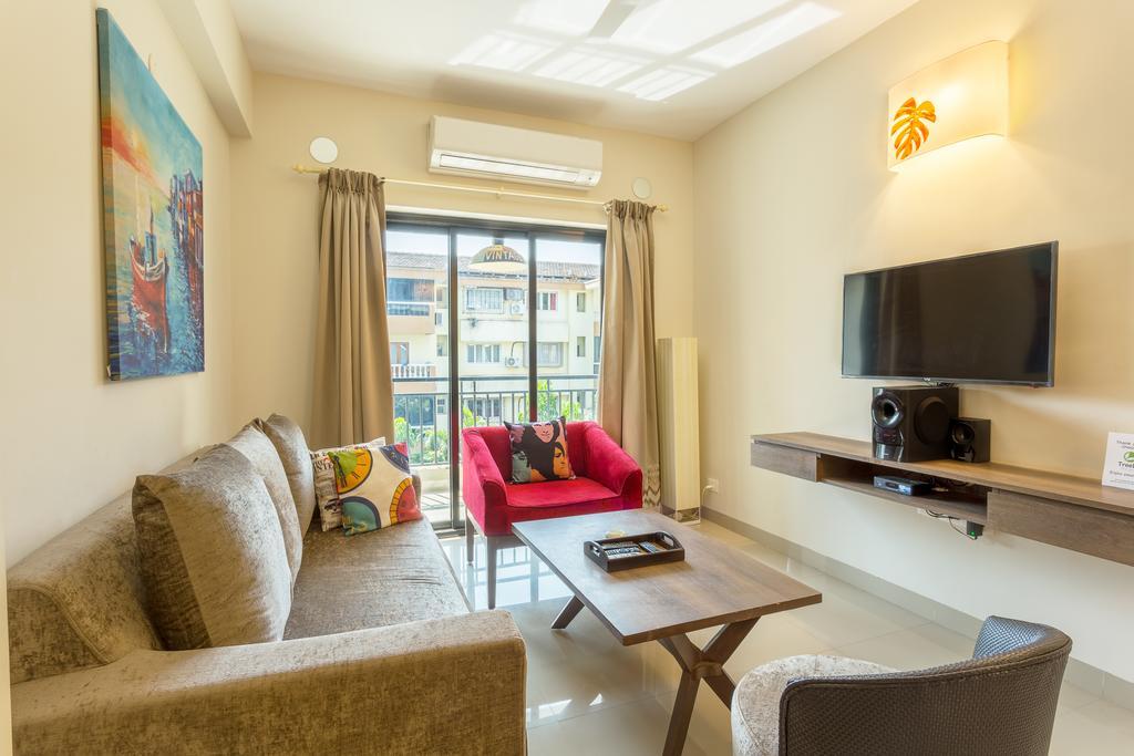 Treebo Trend Zeebo Suites Arpora Ngoại thất bức ảnh