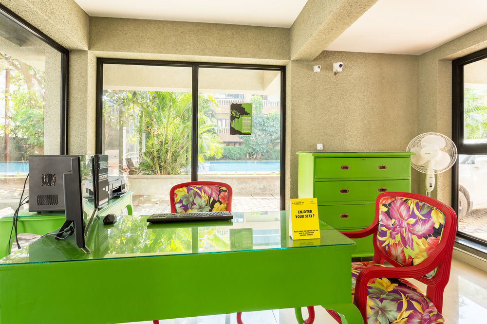 Treebo Trend Zeebo Suites Arpora Ngoại thất bức ảnh
